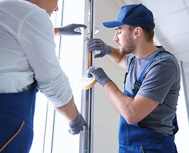 glass repair experts in South Bradenton, FL